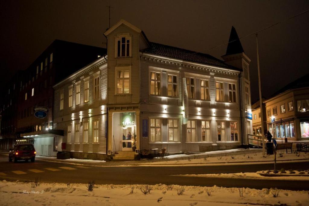 Olav Digre 1016 Hotell Sarpsborg Eksteriør bilde
